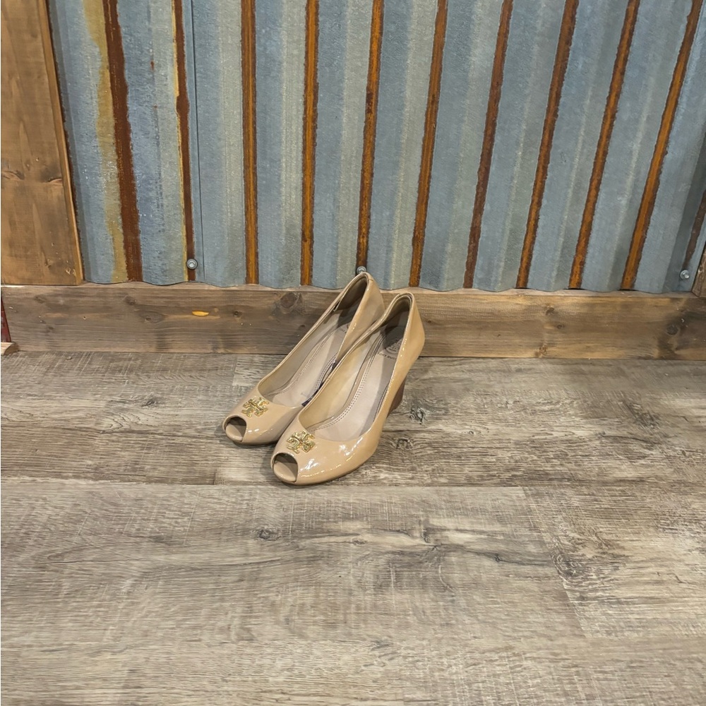 Tory Burch Tan Peep Toe